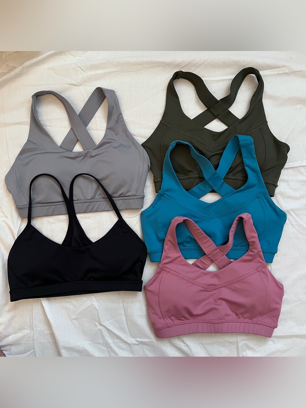 Bundle Hylete Womens 5 Cross-Back Sports Bras – size M